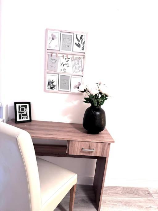 L2 Centre Loft With Ac Апартаменты